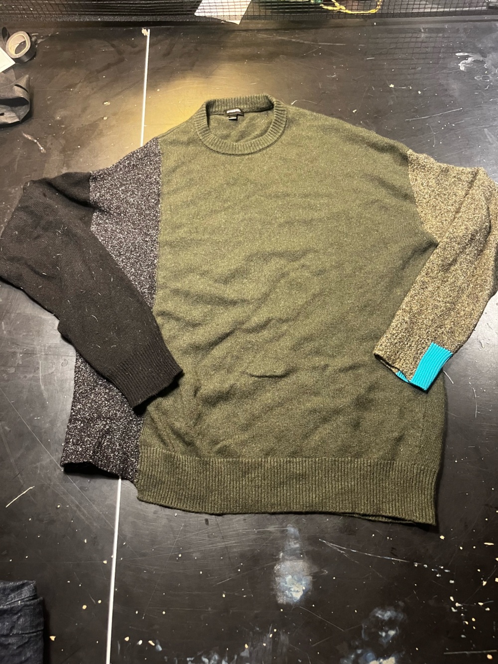 Diesel Men's Olive Green Crewneck Sweater with Contrasting Cuffs
